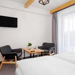 apt-studio-with-mountain-view.zakopanehotels.org/