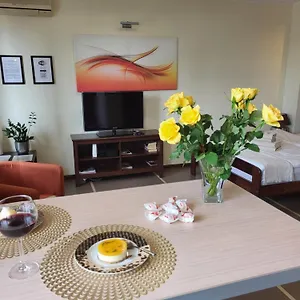 Apartament View Chmielna, Warszawa